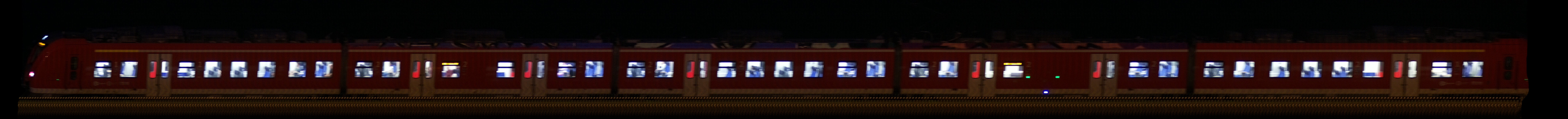 There should be a train photo here :'(