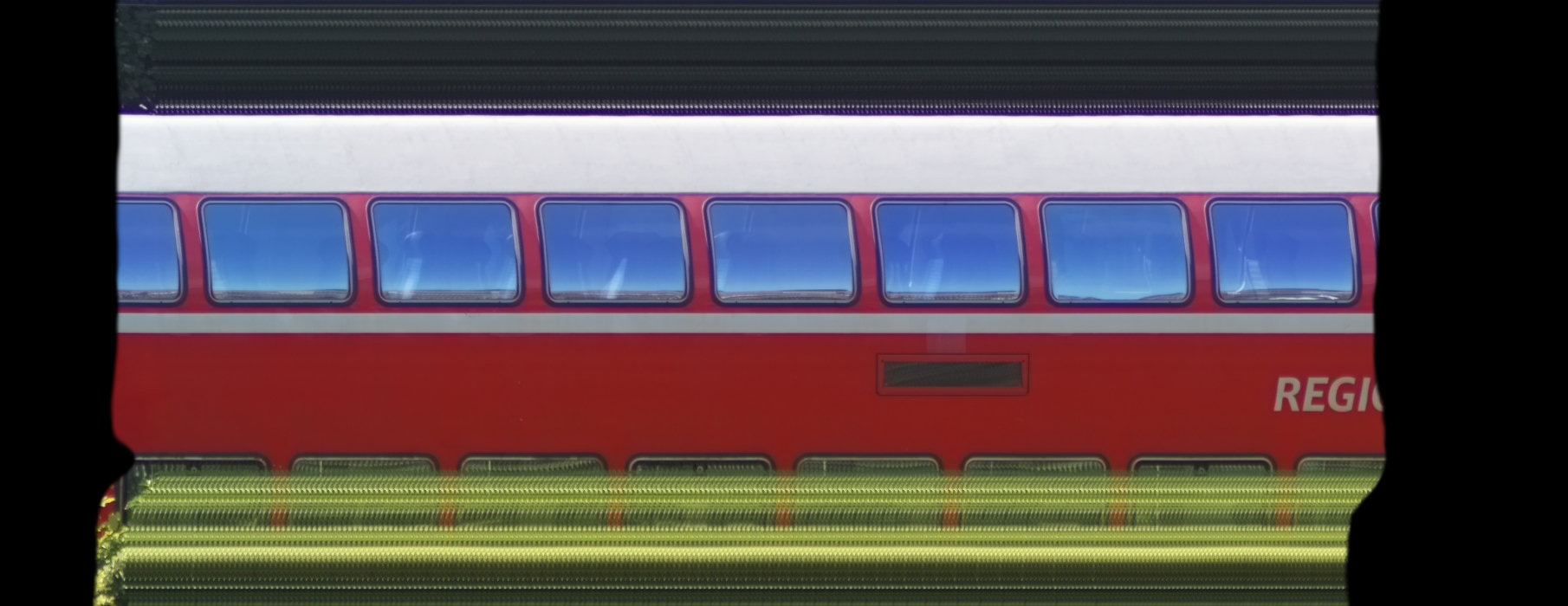 There should be a train photo here :'(