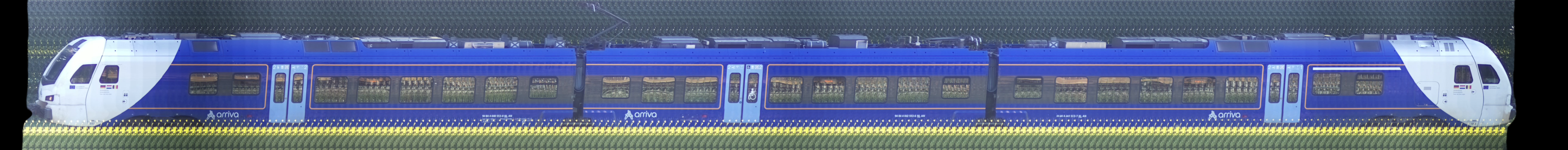 There should be a train photo here :'(