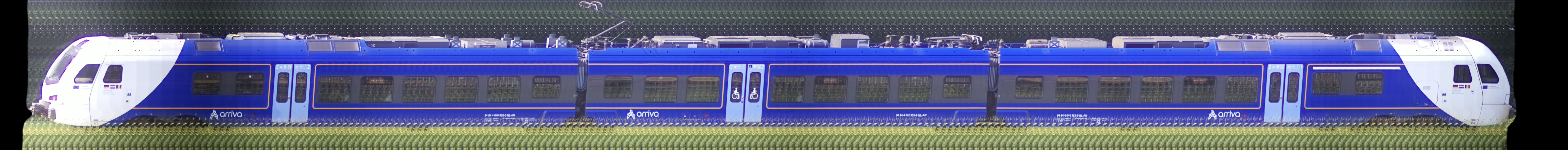 There should be a train photo here :'(