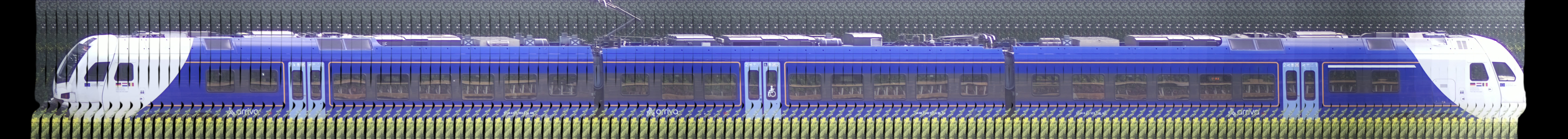 There should be a train photo here :'(