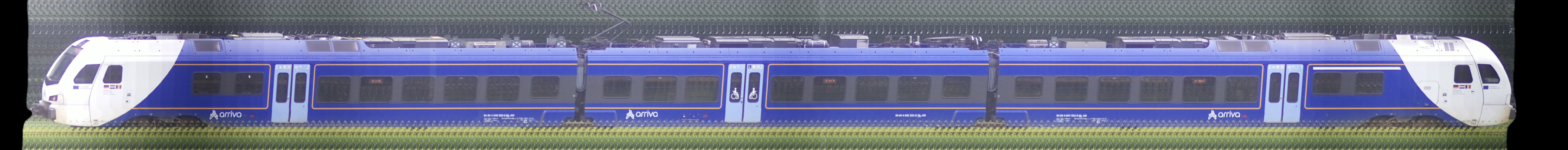 There should be a train photo here :'(