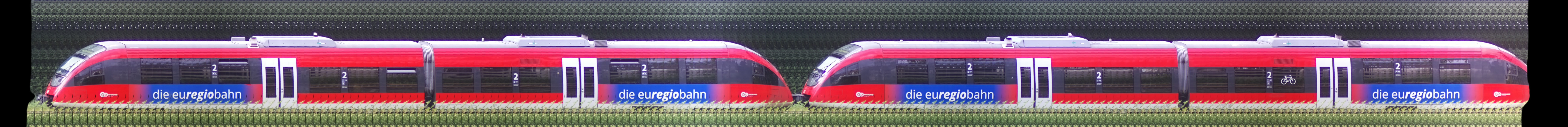 There should be a train photo here :'(