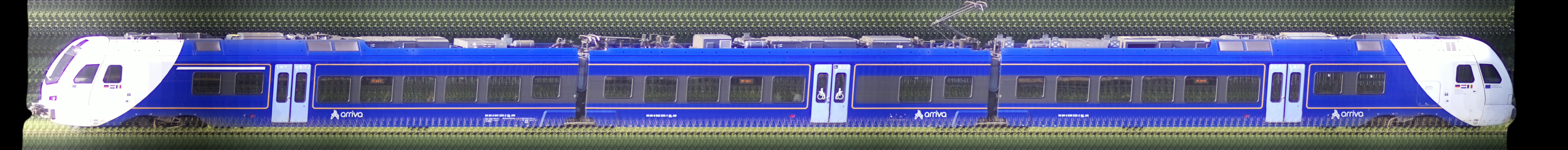 There should be a train photo here :'(