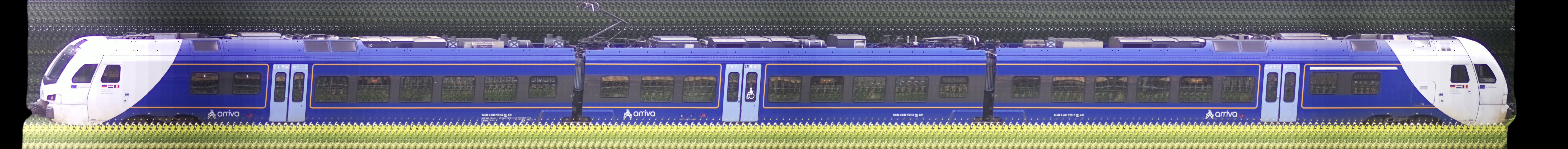 There should be a train photo here :'(
