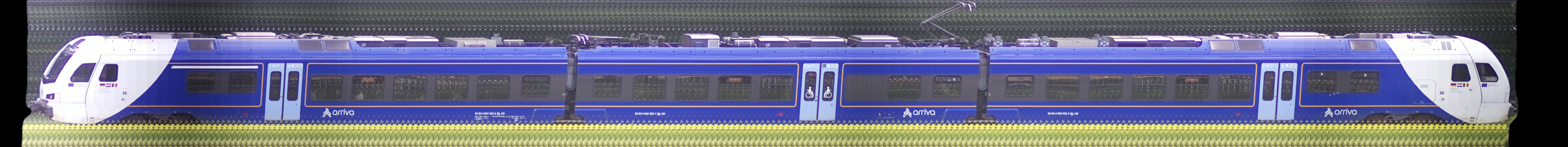 There should be a train photo here :'(