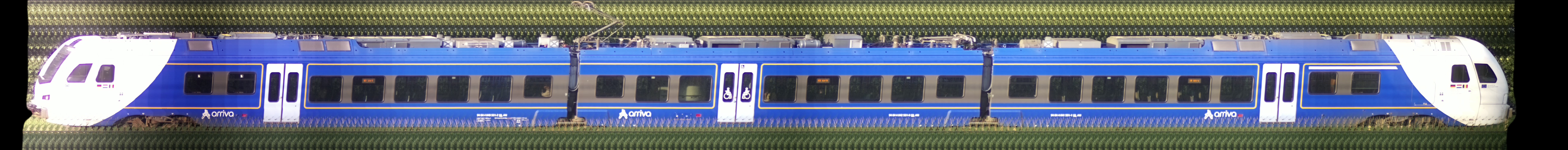 There should be a train photo here :'(