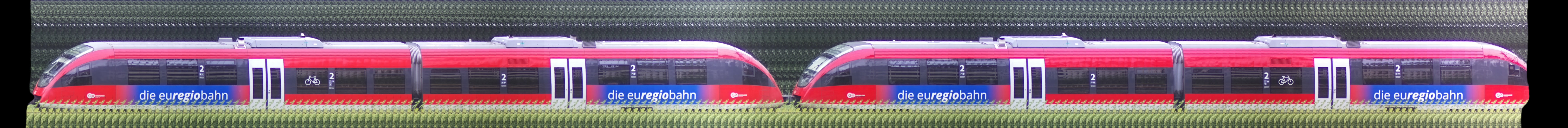 There should be a train photo here :'(