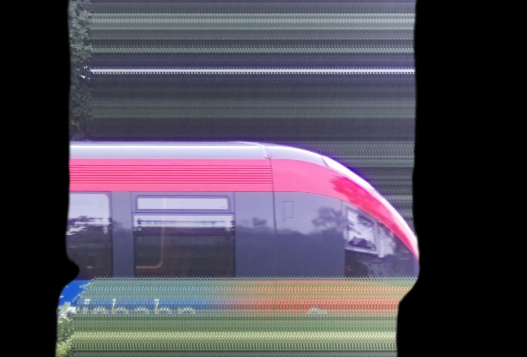There should be a train photo here :'(