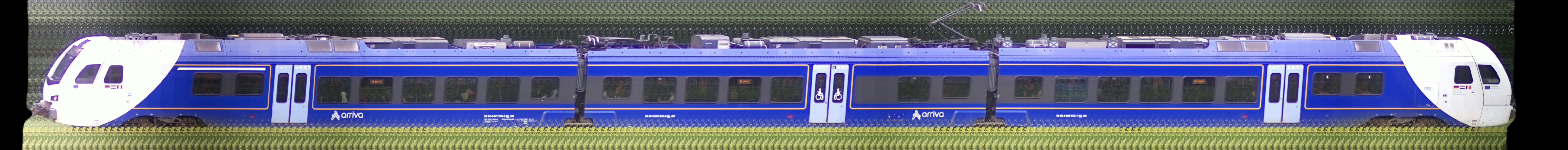 There should be a train photo here :'(