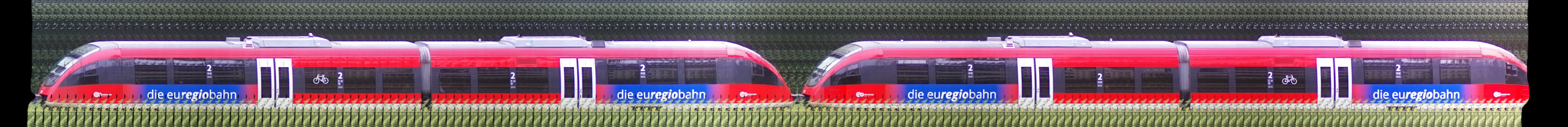 There should be a train photo here :'(