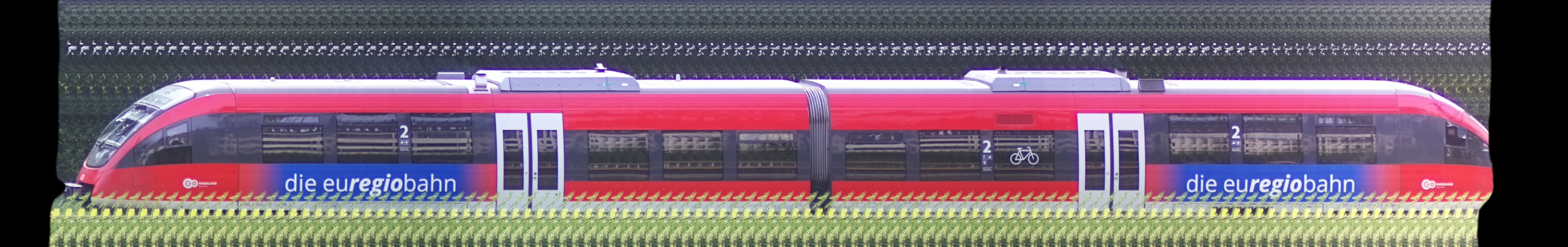 There should be a train photo here :'(
