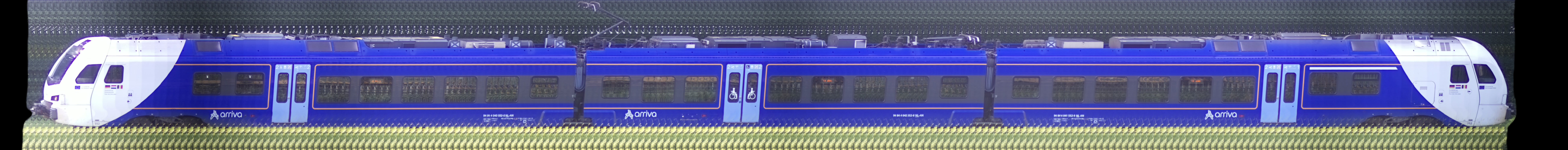 There should be a train photo here :'(