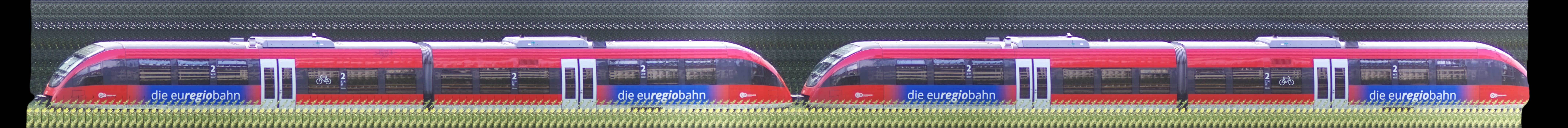 There should be a train photo here :'(