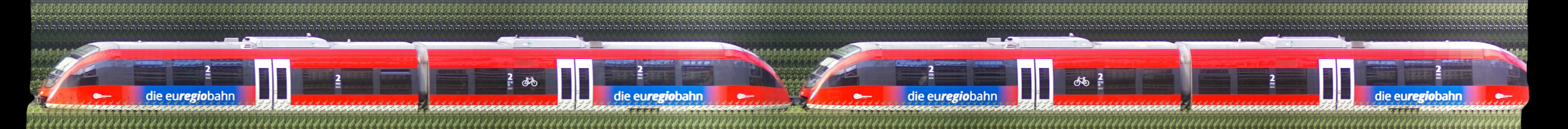 There should be a train photo here :'(