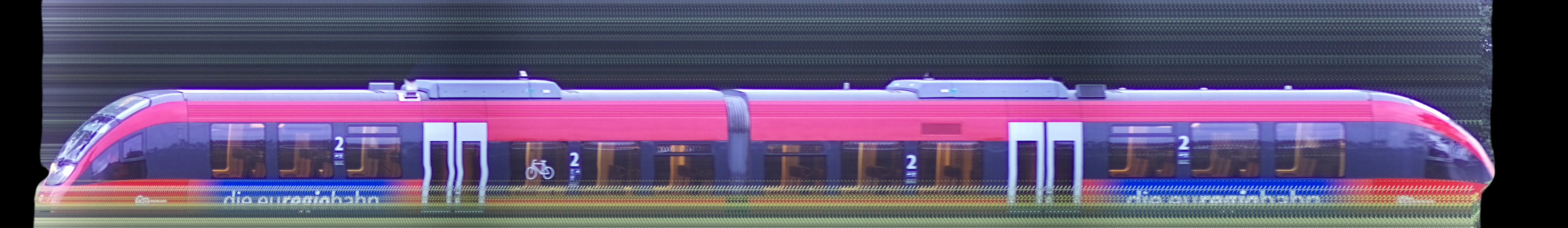 There should be a train photo here :'(