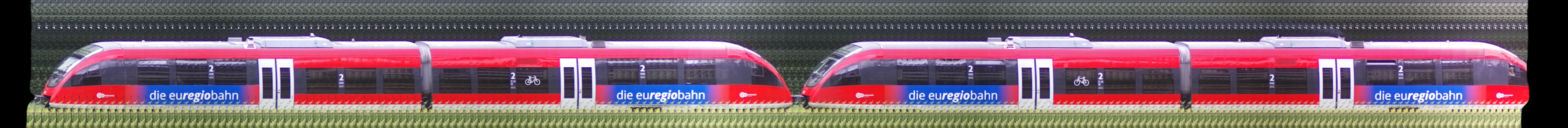 There should be a train photo here :'(