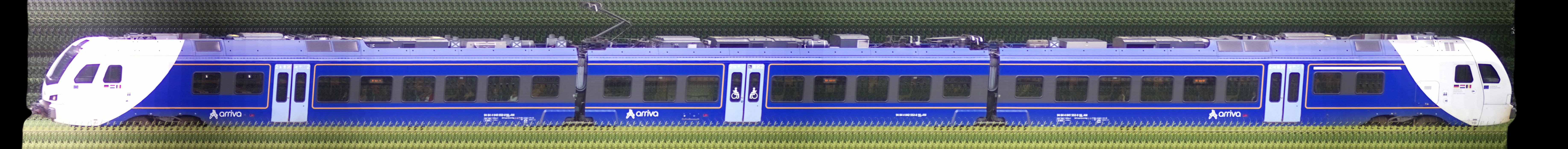 There should be a train photo here :'(