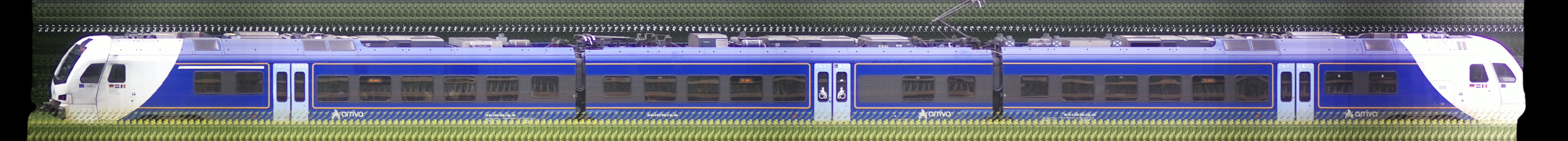 There should be a train photo here :'(