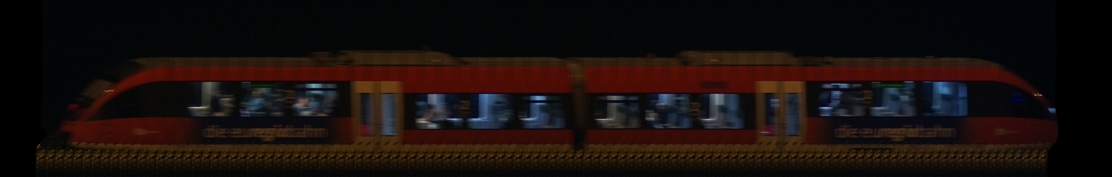 There should be a train photo here :'(