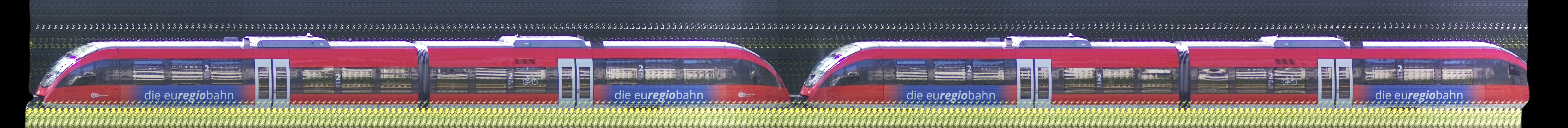 There should be a train photo here :'(