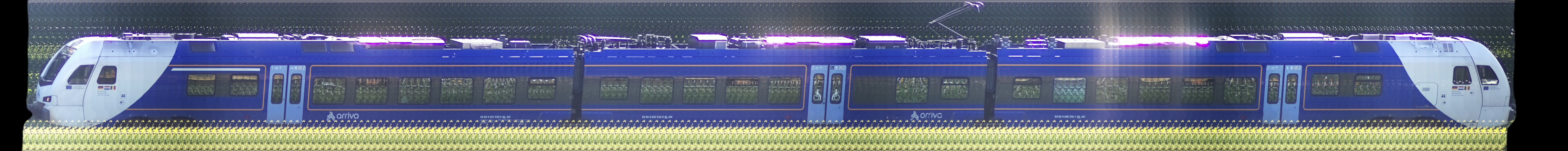 There should be a train photo here :'(