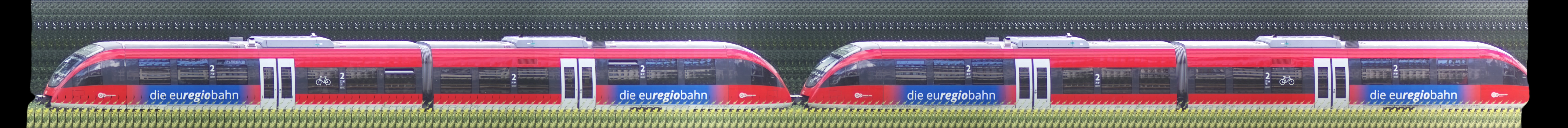 There should be a train photo here :'(