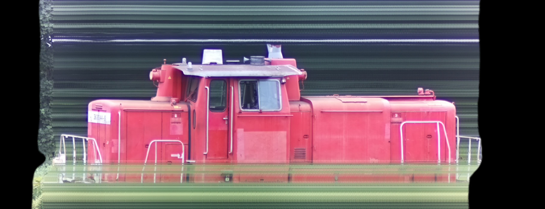 There should be a train photo here :'(
