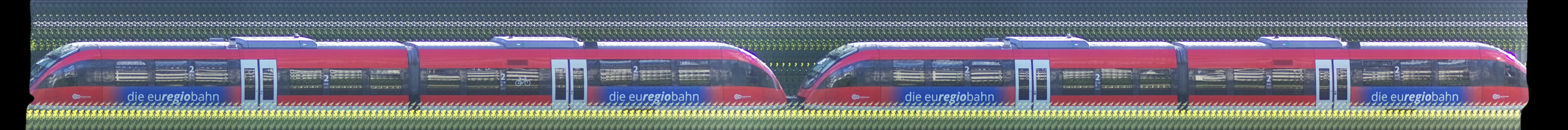 There should be a train photo here :'(