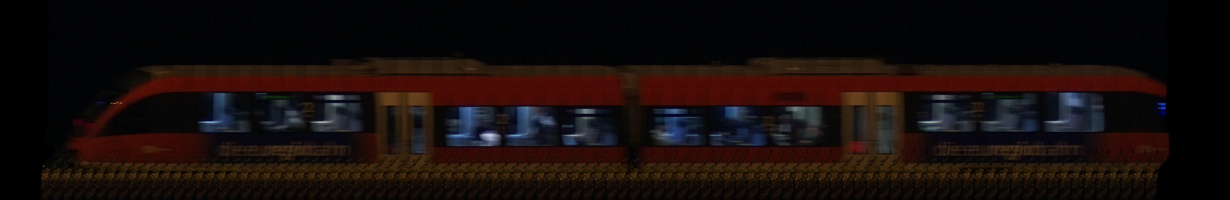 There should be a train photo here :'(