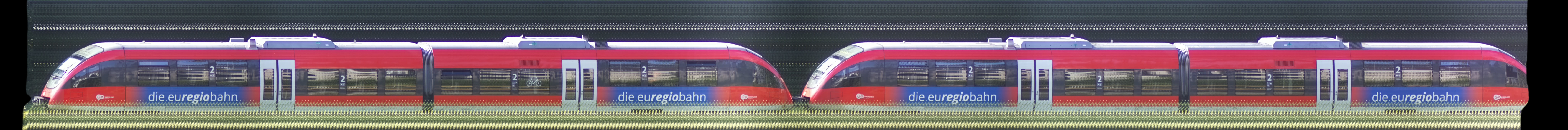 There should be a train photo here :'(