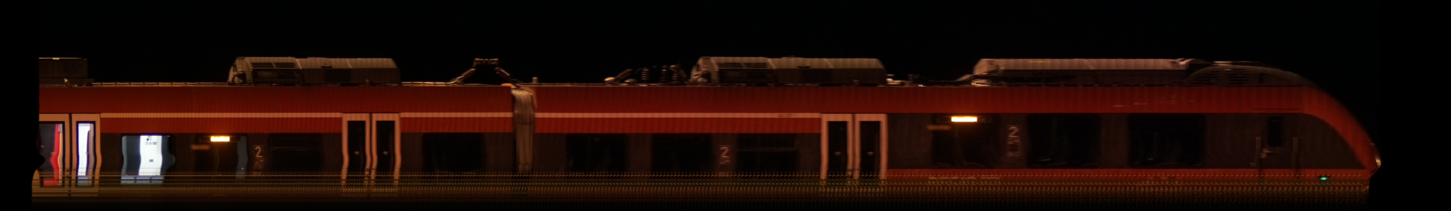 There should be a train photo here :'(