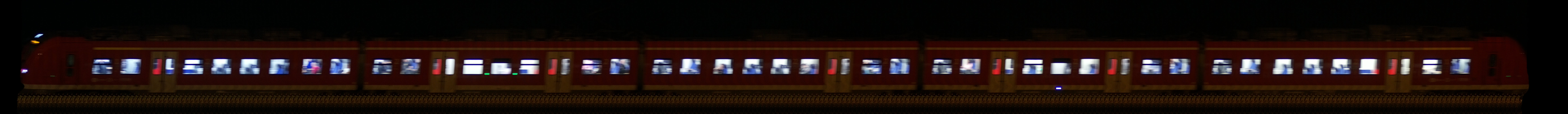 There should be a train photo here :'(