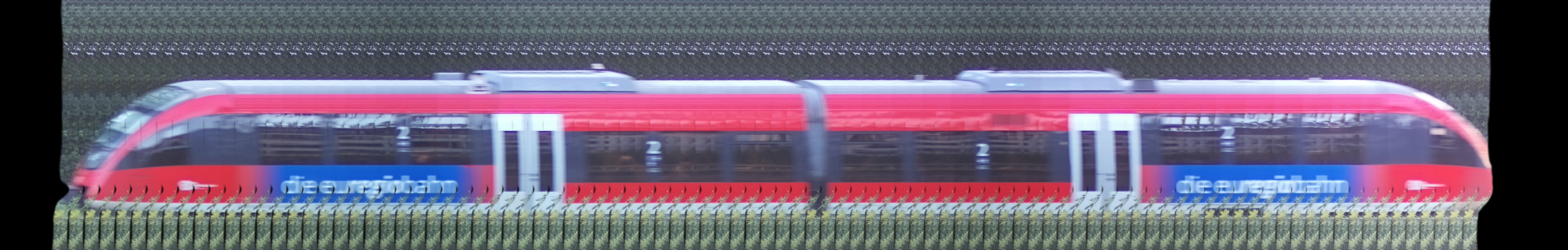 There should be a train photo here :'(