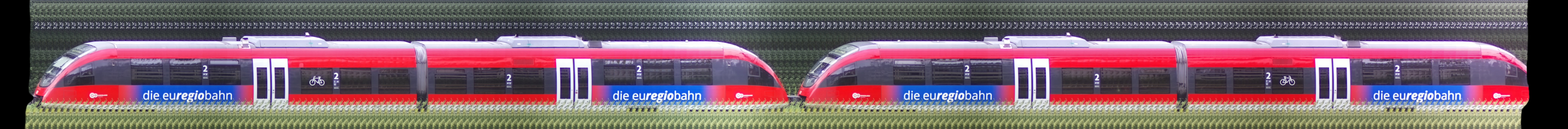 There should be a train photo here :'(