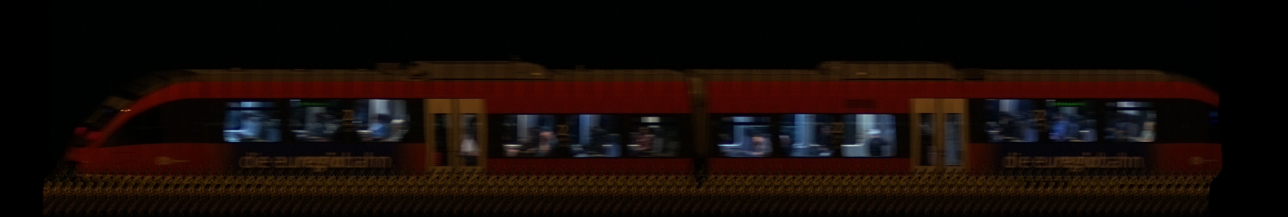 There should be a train photo here :'(
