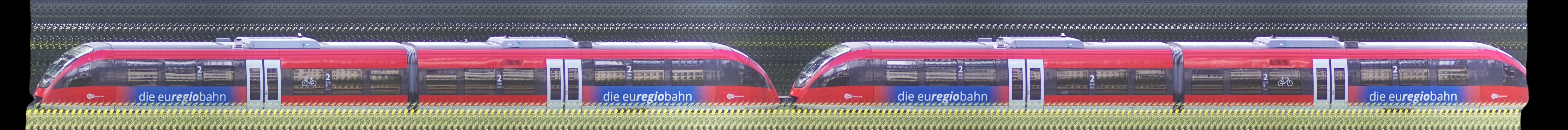 There should be a train photo here :'(