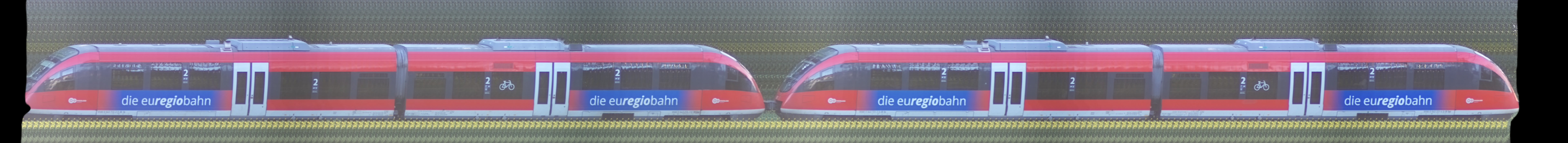 There should be a train photo here :'(