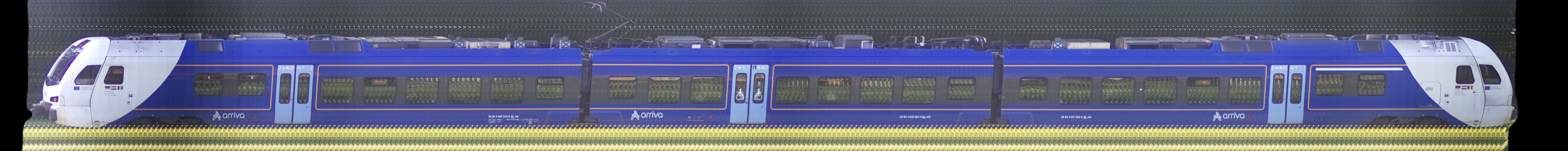 There should be a train photo here :'(
