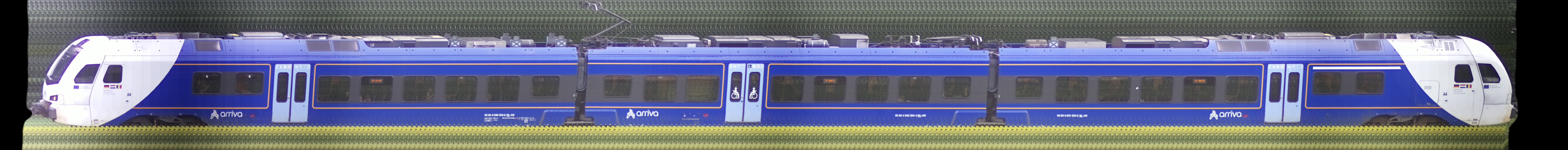 There should be a train photo here :'(