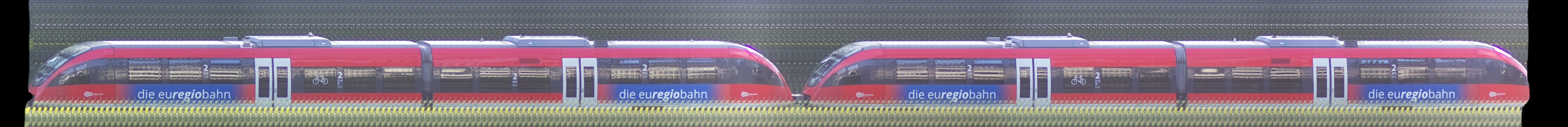 There should be a train photo here :'(