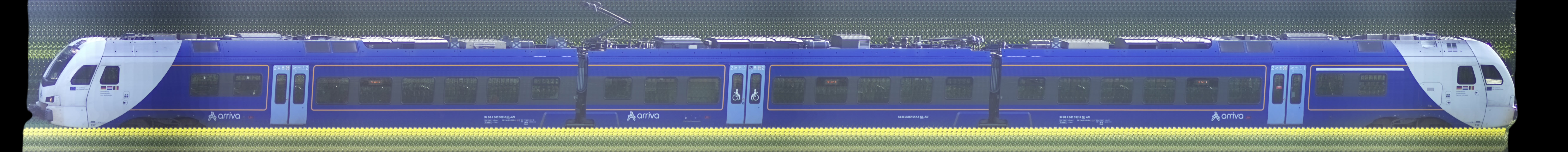 There should be a train photo here :'(