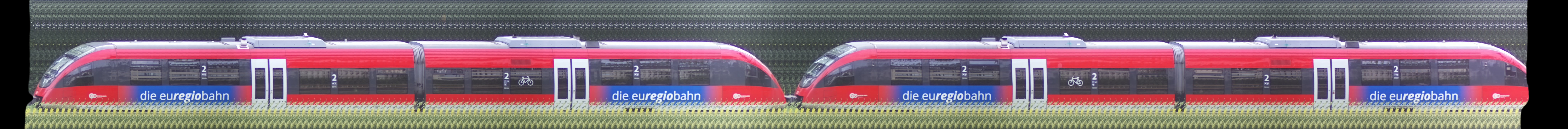 There should be a train photo here :'(