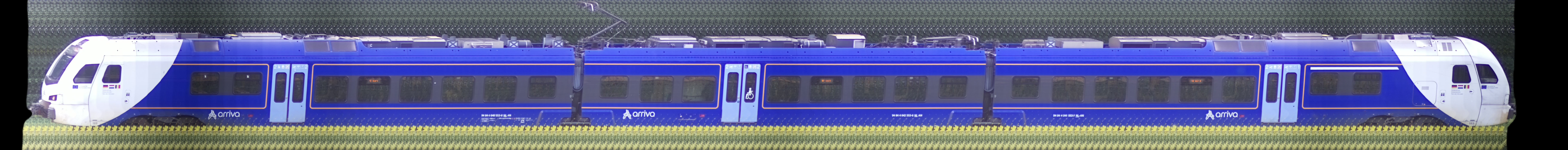 There should be a train photo here :'(