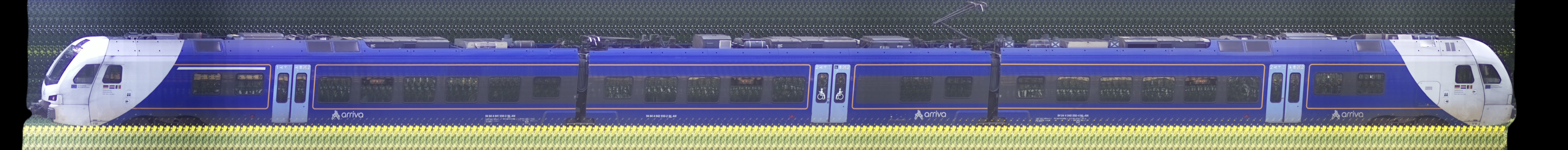 There should be a train photo here :'(