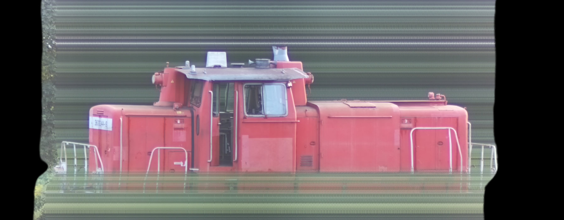 There should be a train photo here :'(