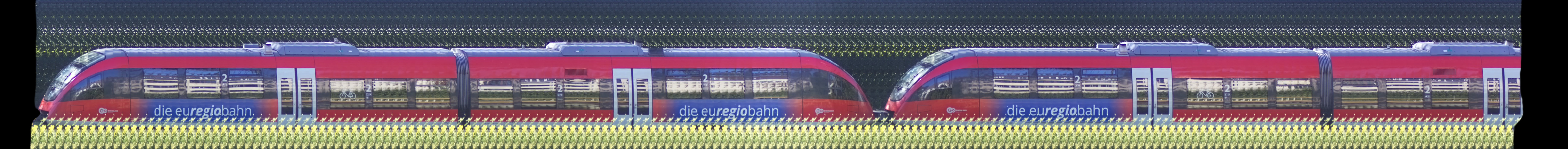 There should be a train photo here :'(