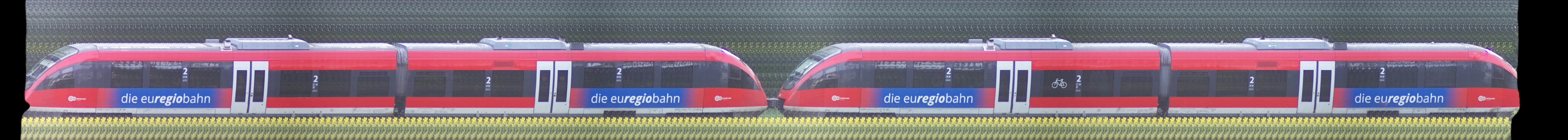 There should be a train photo here :'(