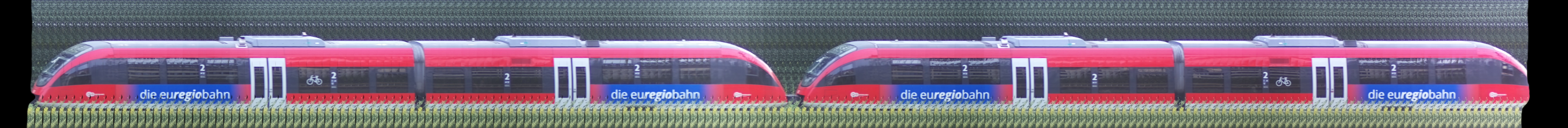 There should be a train photo here :'(