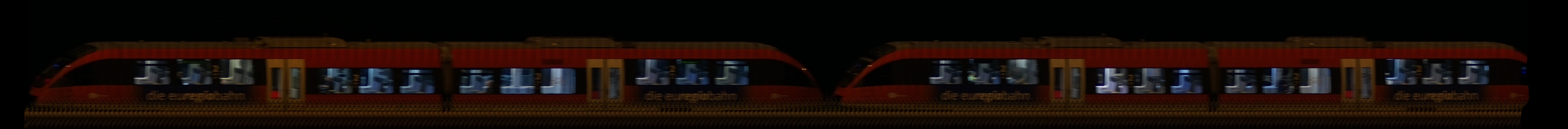 There should be a train photo here :'(